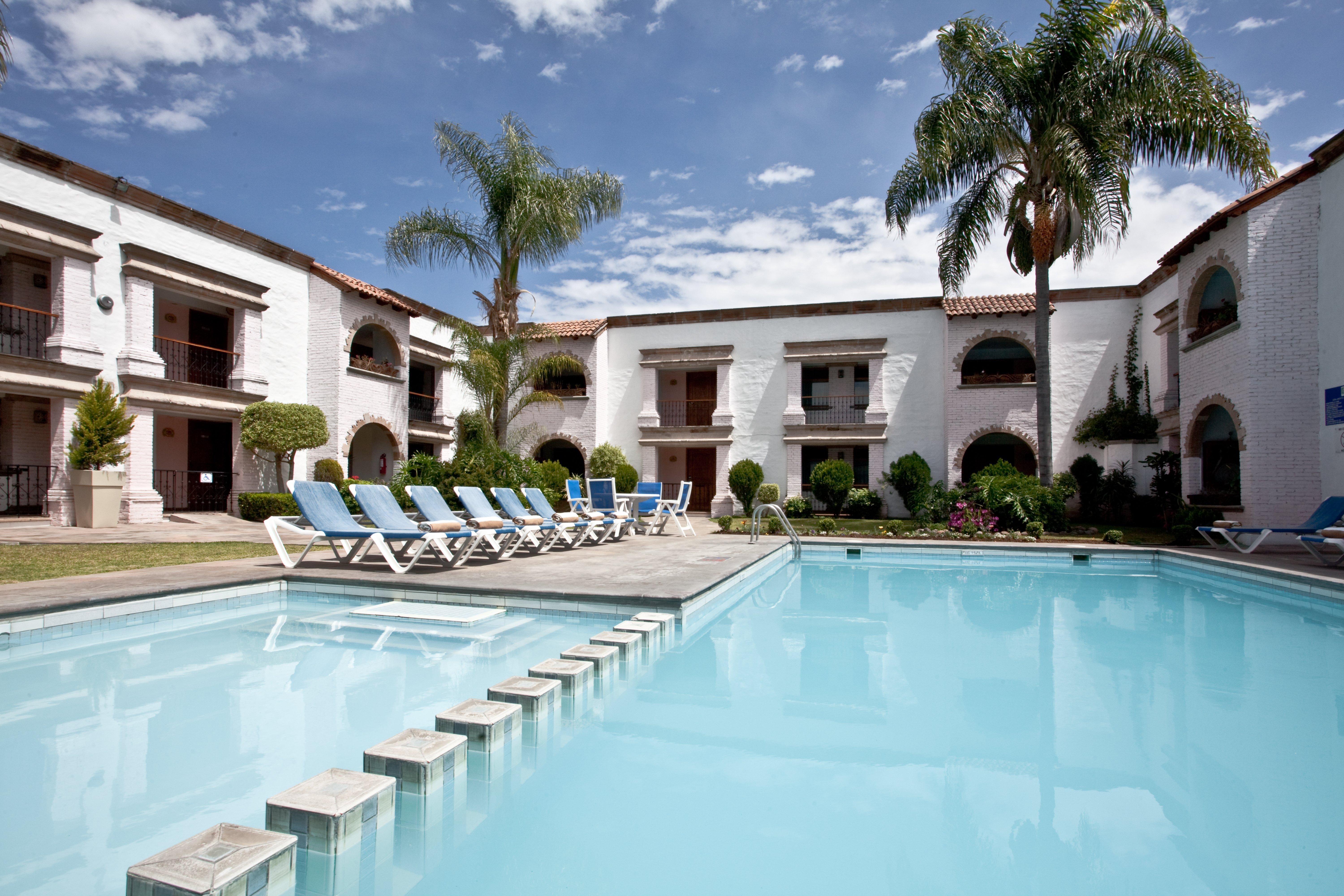 Holiday Inn Express Morelia By Ihg Buitenkant foto