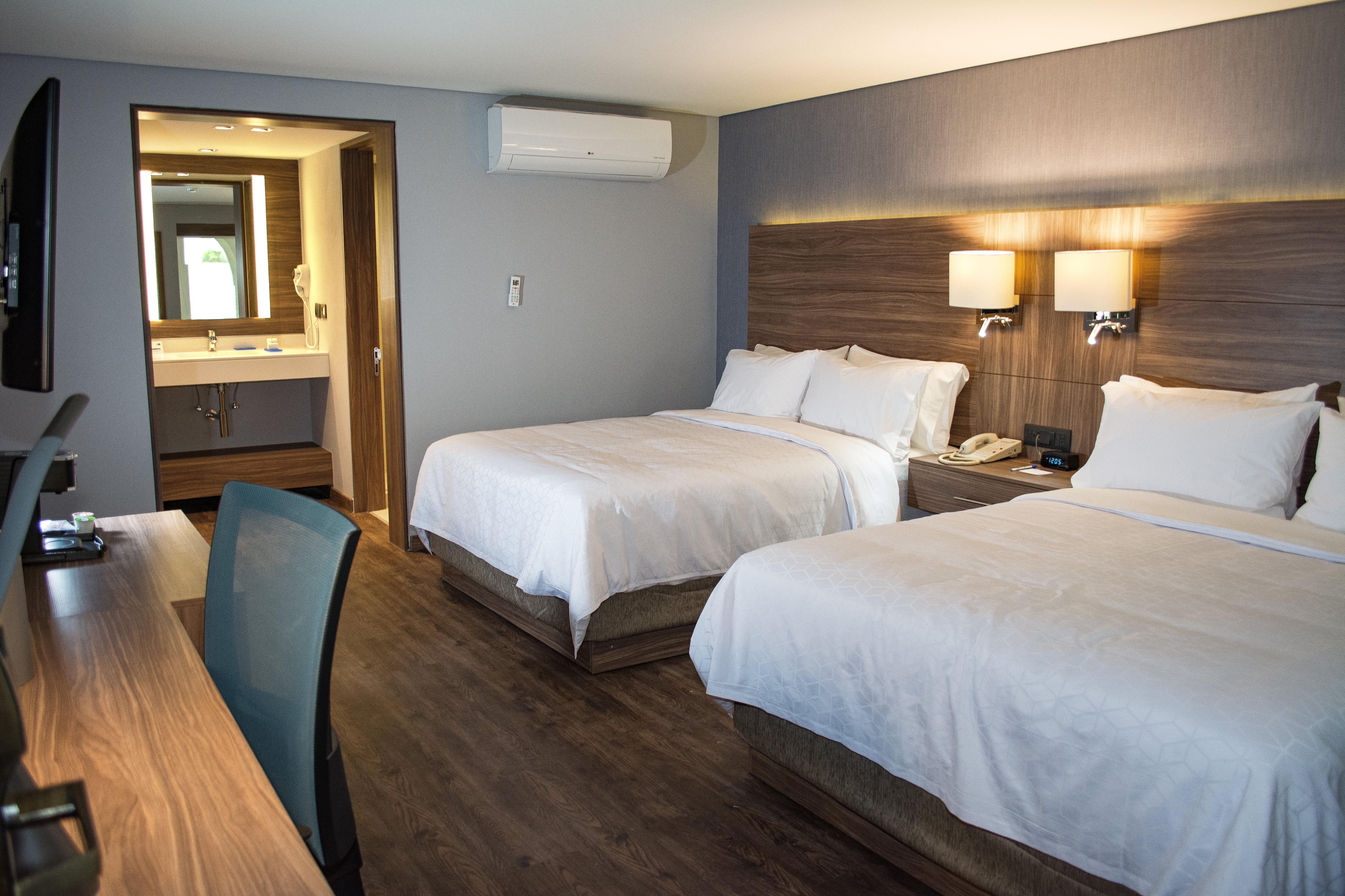 Holiday Inn Express Morelia By Ihg Buitenkant foto