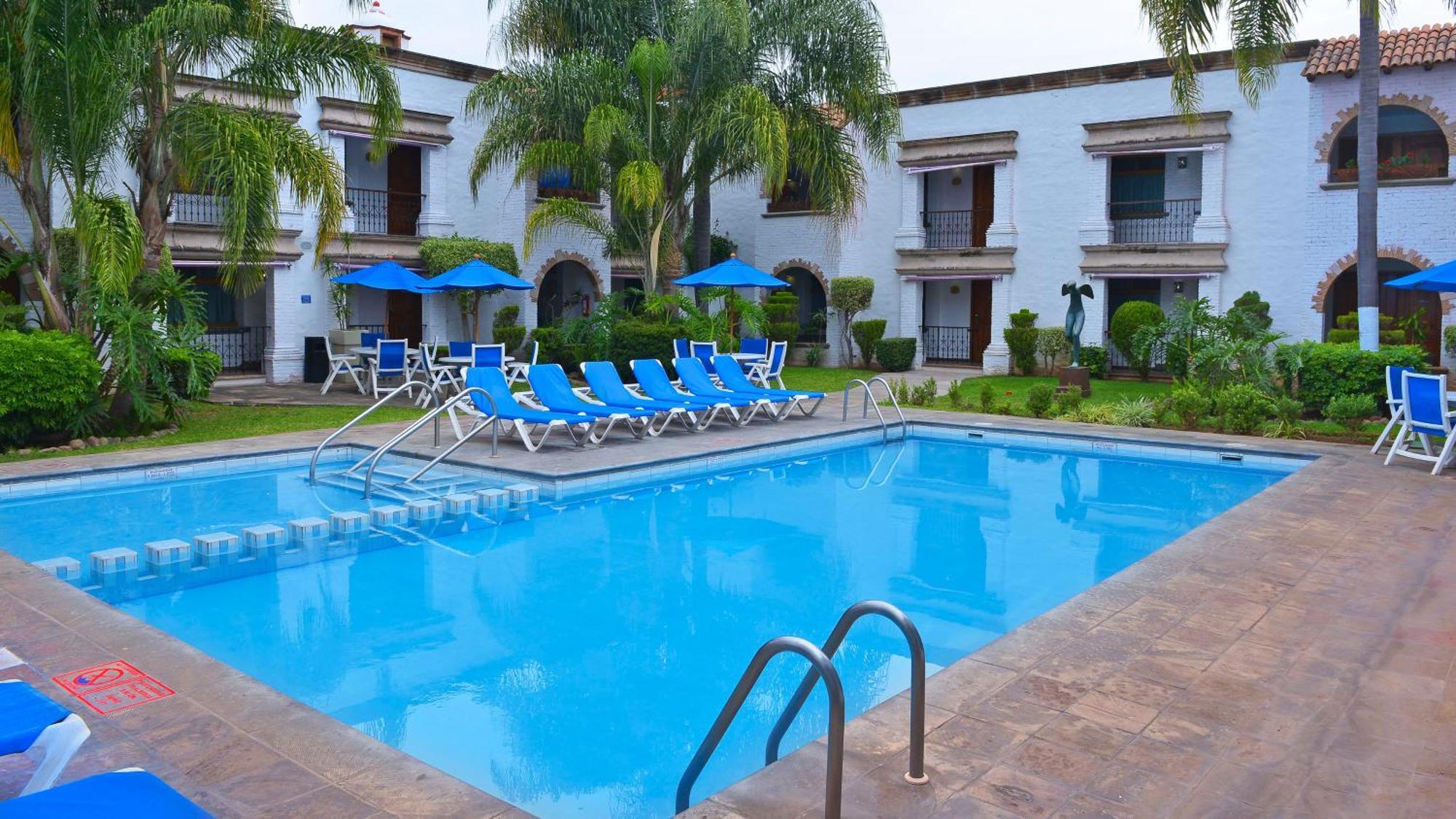 Holiday Inn Express Morelia By Ihg Buitenkant foto