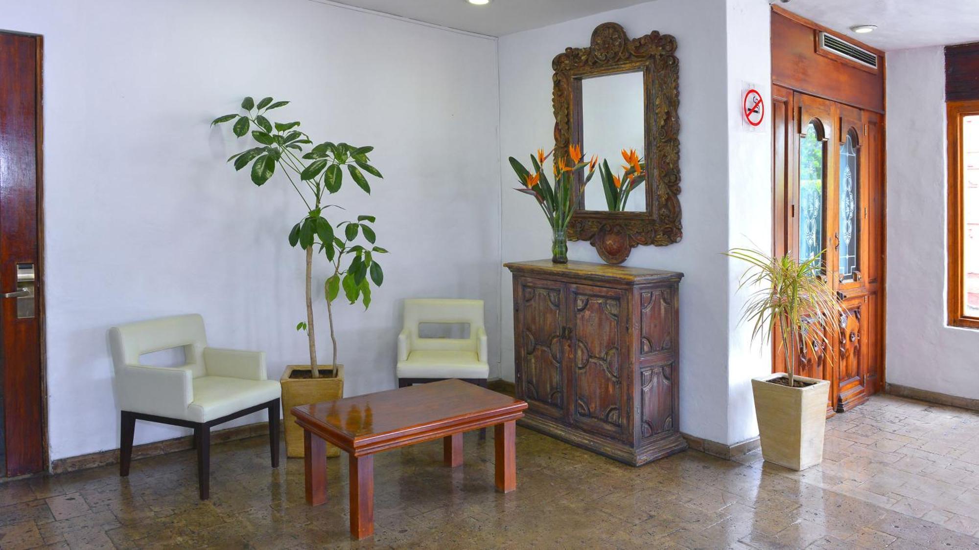 Holiday Inn Express Morelia By Ihg Buitenkant foto