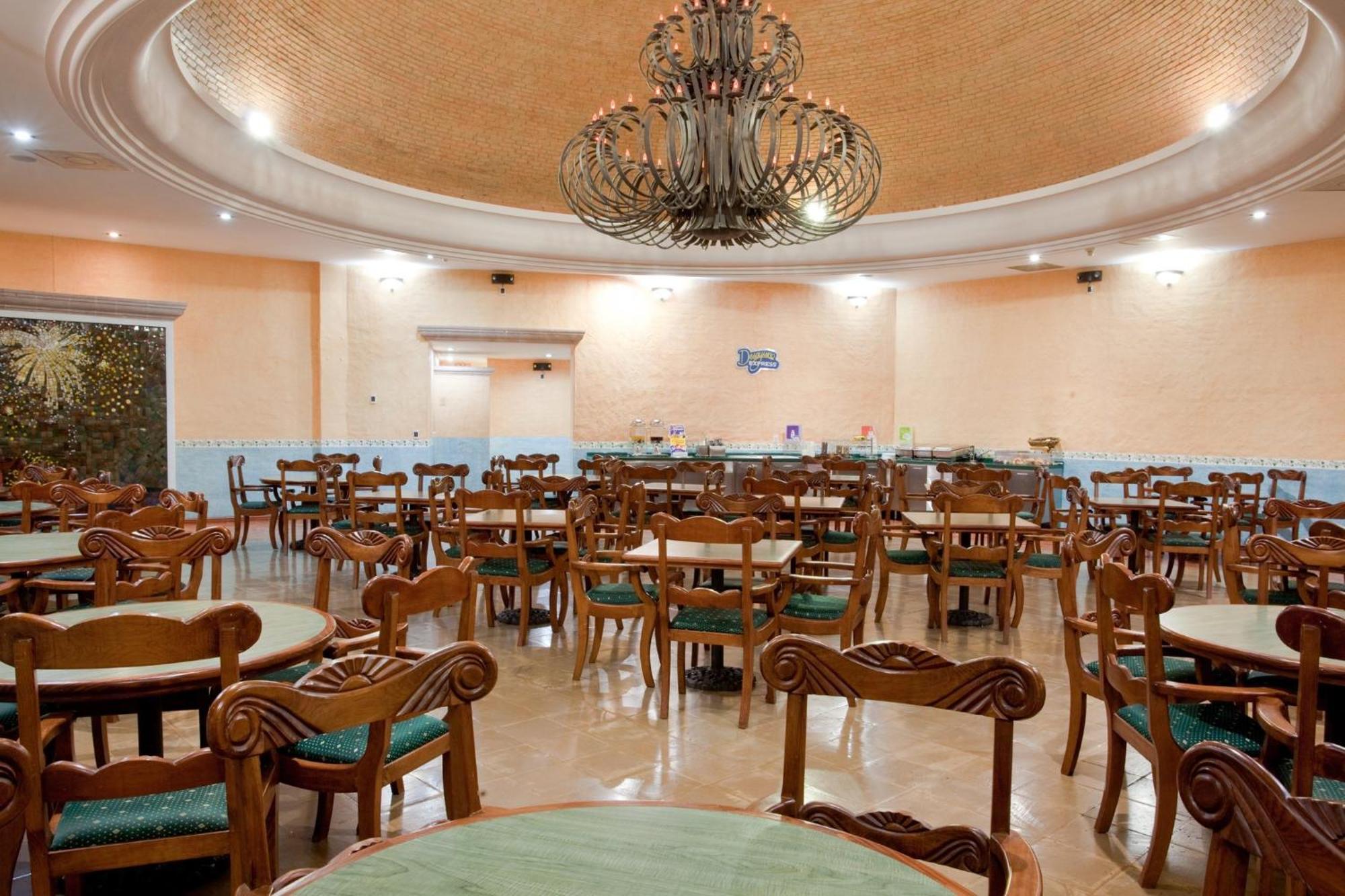 Holiday Inn Express Morelia By Ihg Buitenkant foto